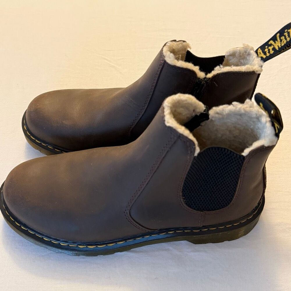 Dr. Martens | 2976 Leonore Brown Leather Faux Fur Chelsea Boots | Women’s 7 - Picture 2 of 13